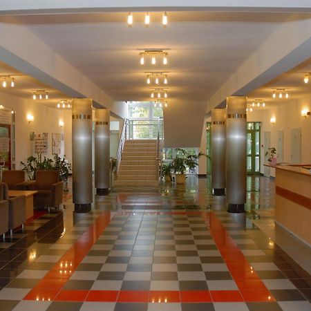 Sport Hotel Debreczyn Zewnętrze zdjęcie