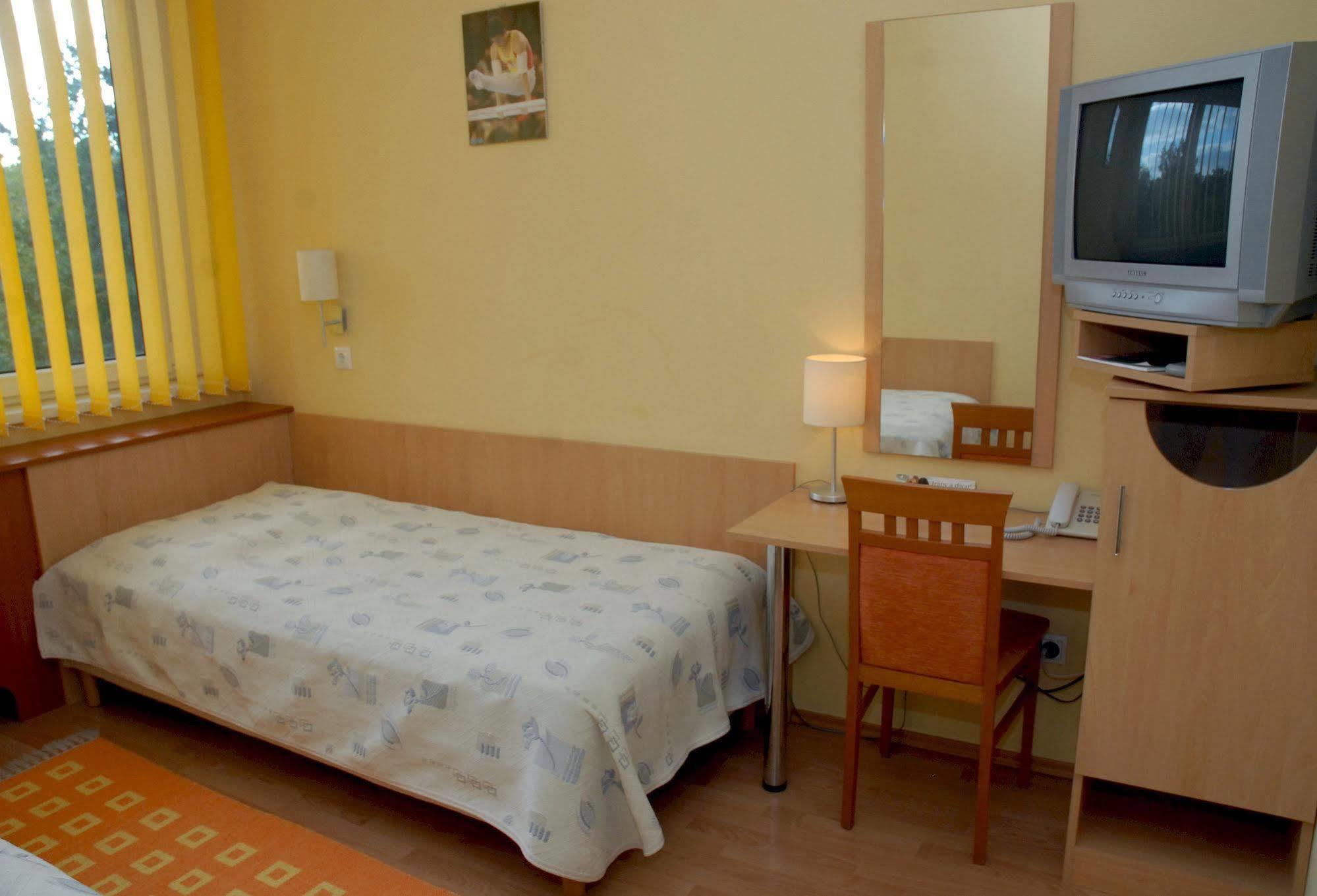 Sport Hotel Debreczyn Zewnętrze zdjęcie